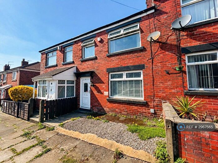 3 Bedroom Terraced House To Rent In Lindsay St, Bolton, BL6