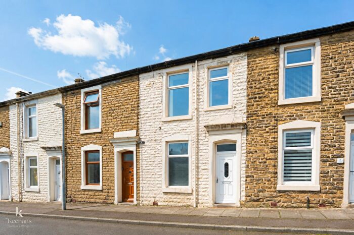 3 Bedroom Terraced House For Sale In School Street, Rishton, BB1