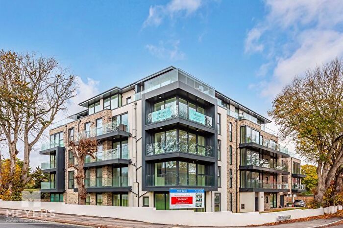 3 Bedroom Flat For Sale In Reef Manor, Wollstonecraft Road, Bournemouth, BH5