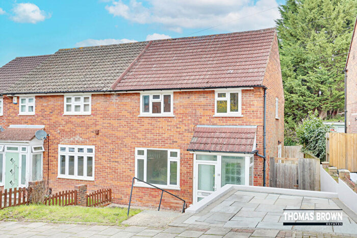 3 Bedroom Semi Detached House For Sale In Brenchley Road, Orpington, BR5