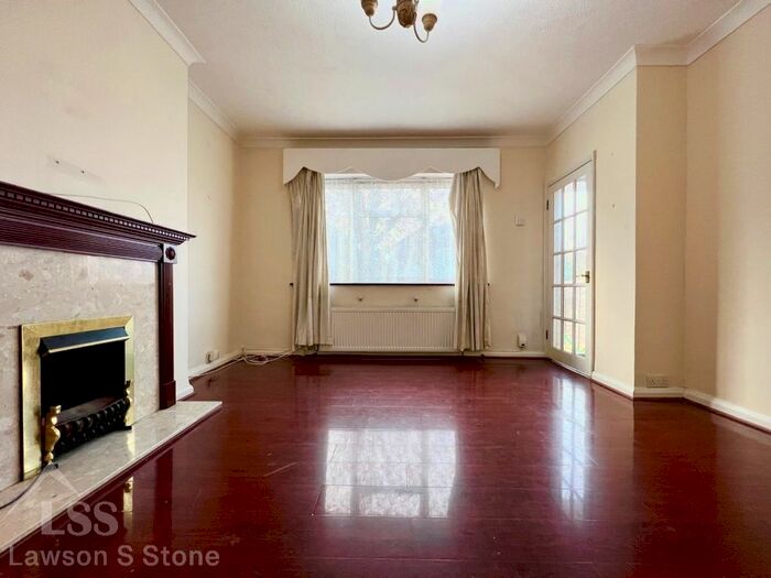 3 Bedroom Terraced House To Rent In Speakers Court, St. James's Road, Croydon CR0