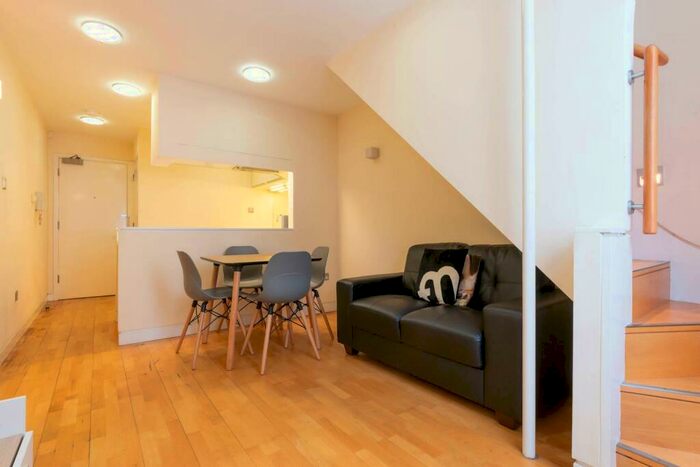 Apartment To Rent In Cathedral Apartments, Barwick Street, B3