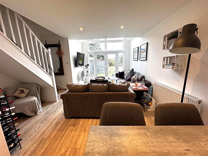 2 Bedroom Bungalow For Sale In Graftonbury Rise, Grafton, Hereford, HR2