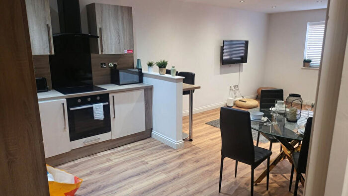 2 Bedroom Apartment To Rent In Ickneild Street, Birmingham, B18