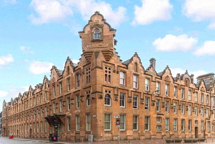 1 Bedroom Flat For Sale In Ingram Street, Glasgow, Glasgow City, G1