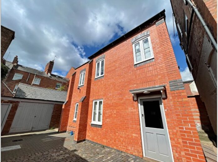 1 Bedroom Property To Rent In St. Lukes Passage, Leamington Spa, CV32