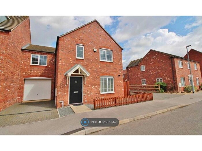 4 Bedroom Semi-Detached House To Rent In Tyne Close, Spalding, PE11