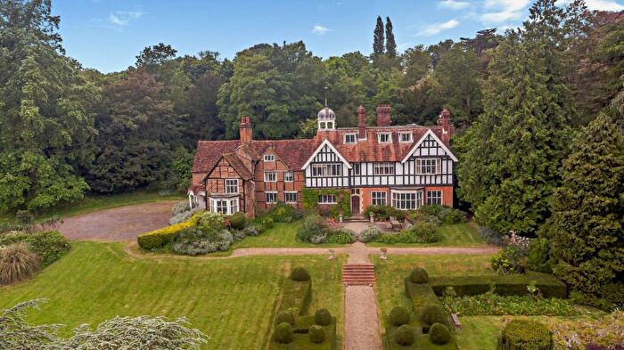 12 Bedroom Detached House For Sale In Spring Lane, Maidenhead, Berkshire, SL6