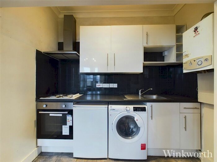 1 Bedroom Flat To Rent In Cumberland Park, London, W3