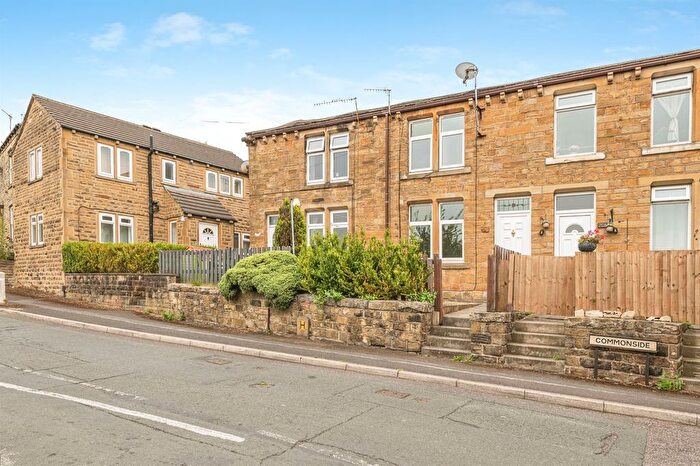 2 Bedroom Terraced House For Sale In Commonside, Batley, WF17