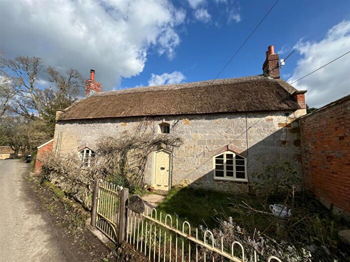 2 Bedroom Detached House To Rent In North Chideock, DT6