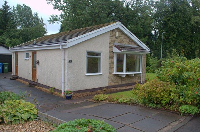 2 Bedroom Detached Bungalow For Sale In Pitcairn Crescent, East Kilbride, Glasgow, South Lanarkshire, G75