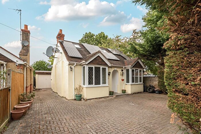 3 Bedroom Detached House To Rent In Westfield Road, Winnersh, RG41