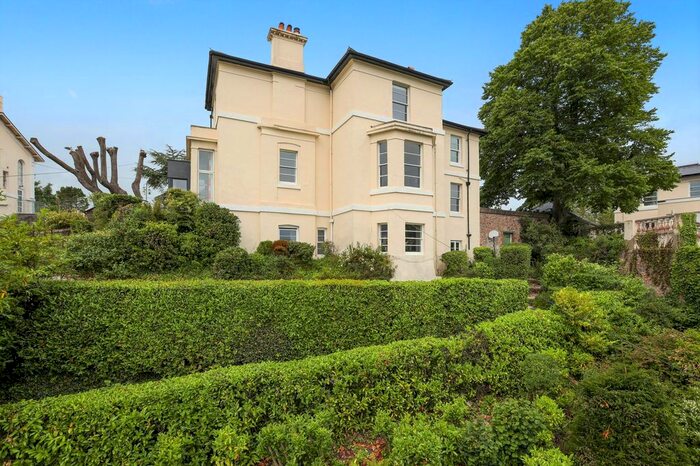 1 Bedroom Flat To Rent In The Tors, Kingskerswell, TQ12