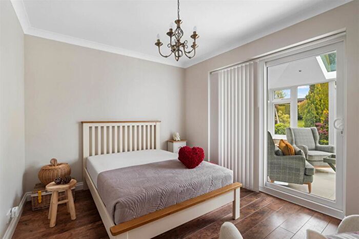 2 Bedroom Detached Bungalow For Sale In Oak Tree Lane, Cookhill, Alcester, B49