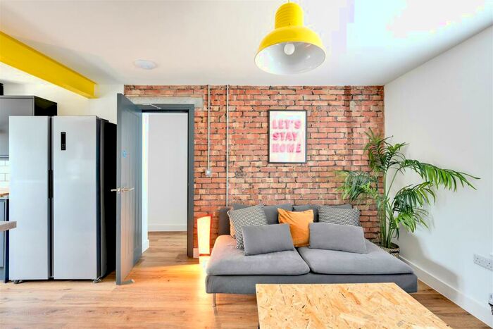 7 Bedroom House To Rent In Warren Road, Filton, Bristol, BS34