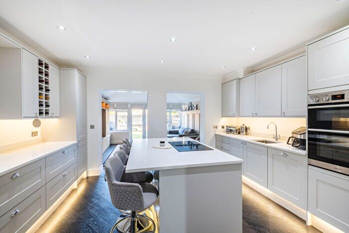 4 Bedroom End Of Terrace House To Rent In Tower Place, Warlingham, CR6