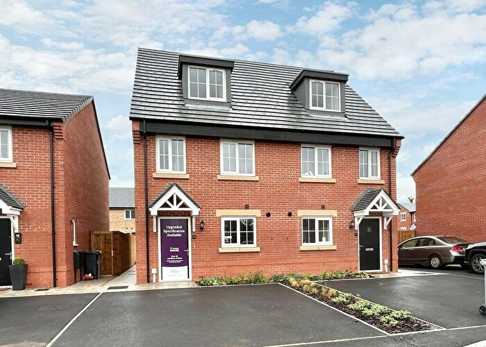 3 Bedroom Semi-Detached House To Rent In Purse Drive, Crewe, CW1