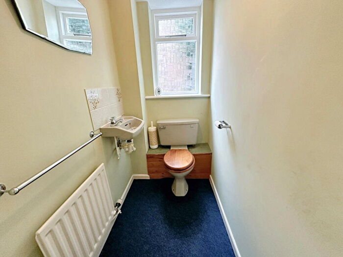 4 Bedroom Detached House For Sale In Paddock Drive, Ivybridge, PL21