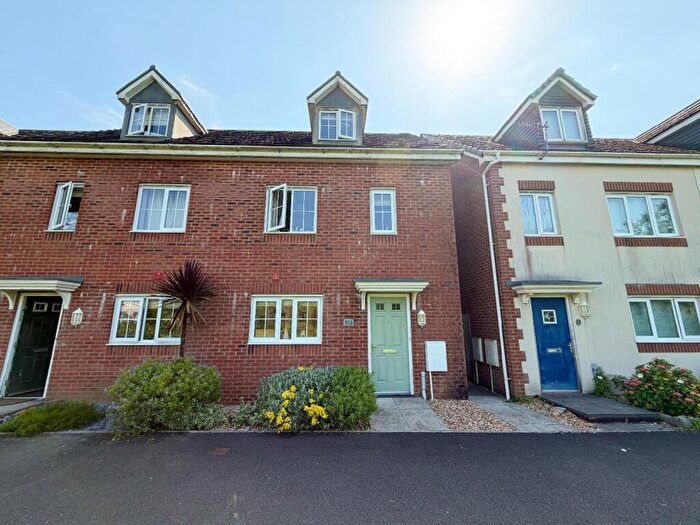 4 Bedroom Semi Detached House For Sale In Heol Bryncethin, Sarn, Bridgend County Borough, CF32
