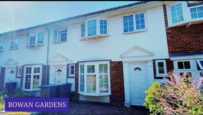 3 Bedroom Terraced House To Rent In Rowan Gardens, Croydon, CR0