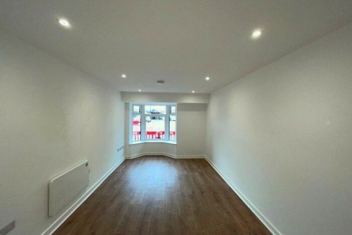 1 Bedroom Flat To Rent In Newhall Place, Cannock, WS11