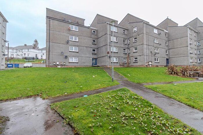 2 Bedroom Flat To Rent In Williamson Drive, Helensburgh, G84