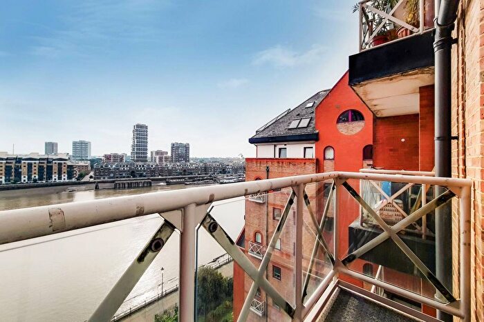 2 Bedroom Flat To Rent In Watermans Quay, Sands End, London, SW6