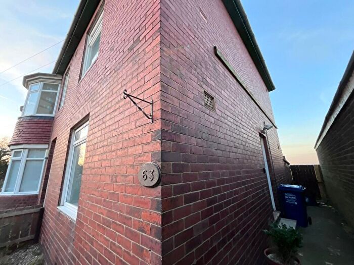 2 Bedroom Flat To Rent In Moorhead, Newcastle Upon Tyne, NE5