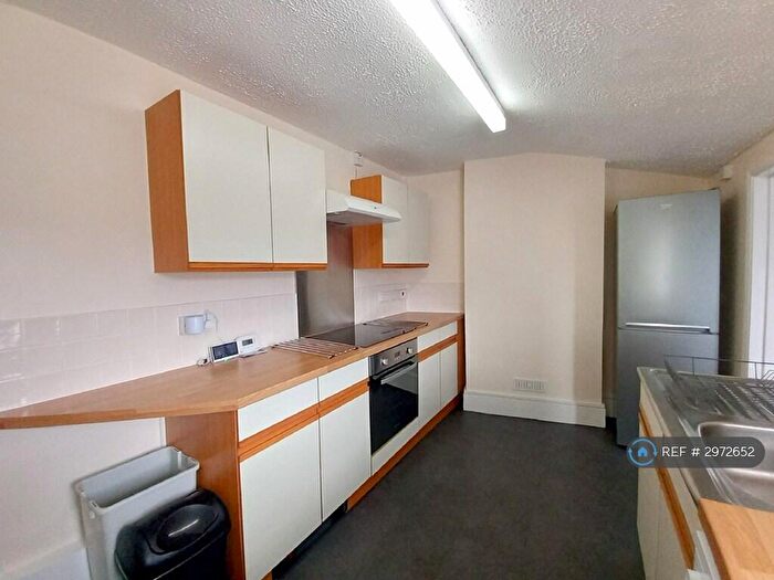 1 Bedroom Flat To Rent In Bishops Road, Croydon, CR0