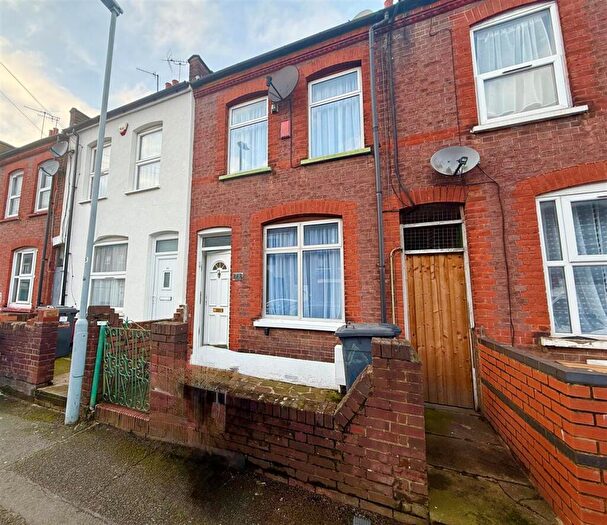 2 Bedroom Terraced House To Rent In Althorp Road, Luton, LU3