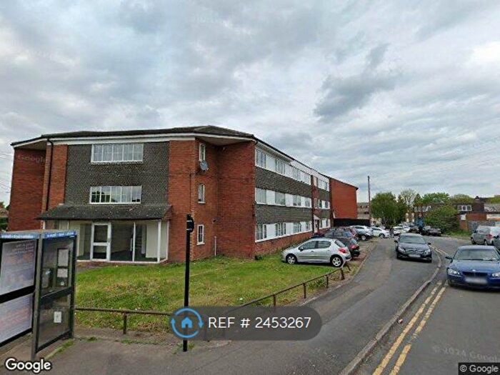 2 Bedroom Flat To Rent In Scott Close, West Bromwich, B71