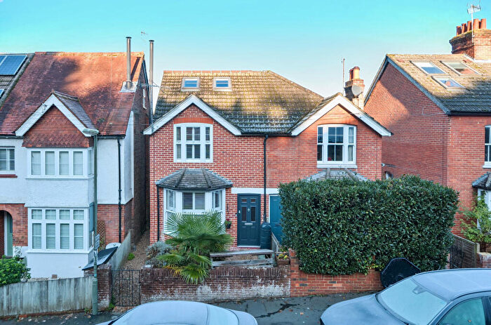 3 Bedroom Semi Detached House For Sale In Croft Road, Godalming, Surrey, GU7