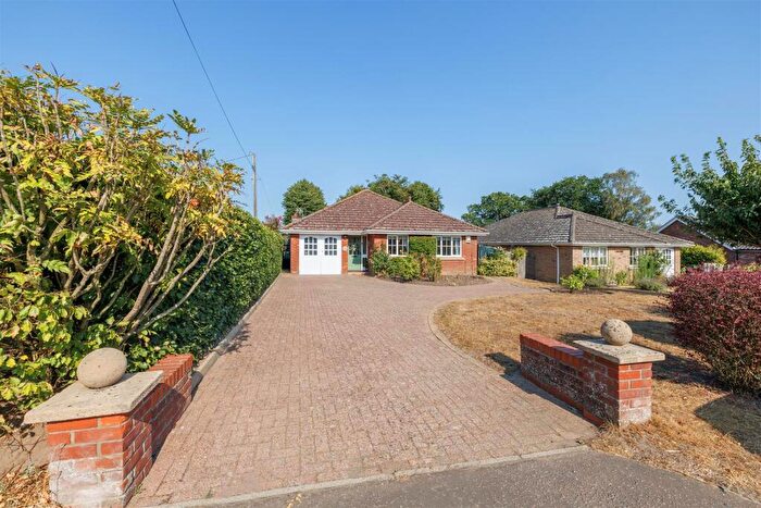 3 Bedroom Detached Bungalow For Sale In Mill Road, Ashby St. Mary, Norwich, NR14