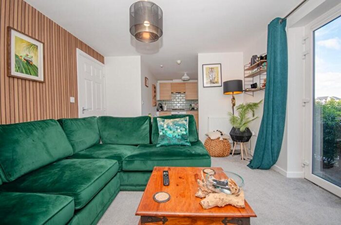 2 Bedroom Apartment For Sale In Goosefoot Road, Lyde Green, Bristol, BS16