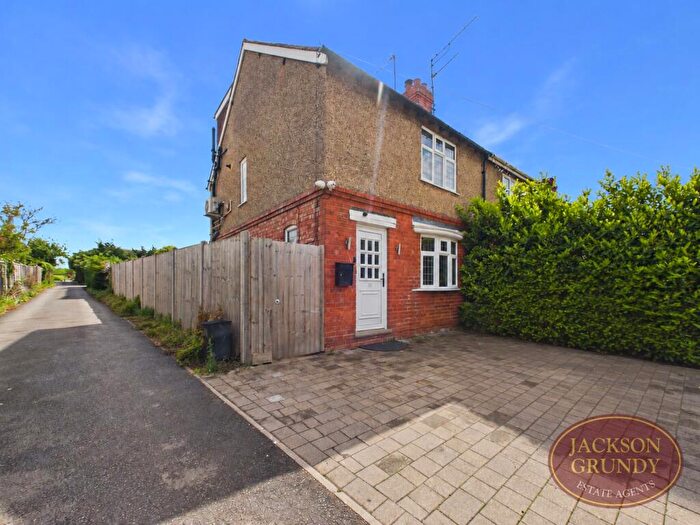3 Bedroom Semi-Detached House For Sale In Northampton Lane North, Moulton, NN3