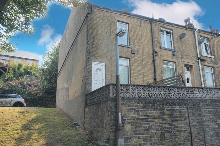 1 Bedroom Terraced House To Rent In Fairview Terrace, Halifax, HX3
