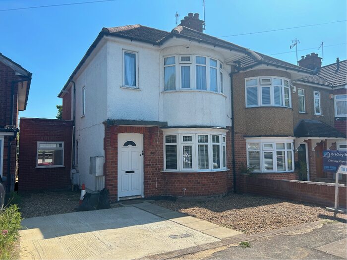 2 Bedroom Ground Maisonette To Rent In Brixham Crescent, Ruislip, Middlesex, HA4