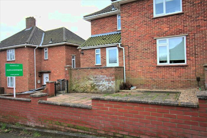 4 Bedroom Semi-Detached House To Rent In Osborne Road, Norwich, NR4