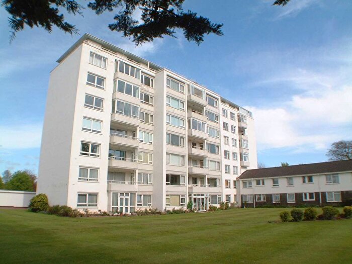 3 Bedroom Flat For Sale In Compton Place Road, Eastbourne, BN21