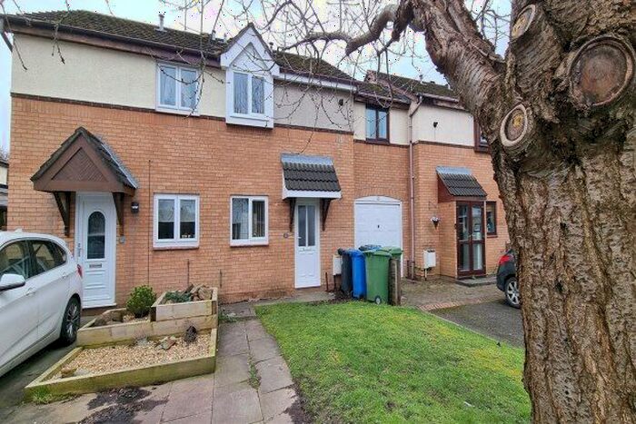 2 Bedroom Mews To Rent In Tasman Close, Warrington, WA5