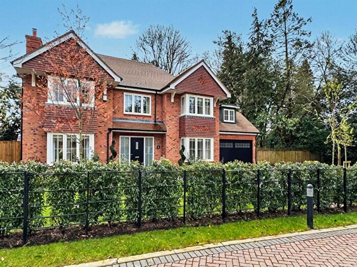 5 Bedroom Detached House For Sale In Tower Road, Hindhead, GU26