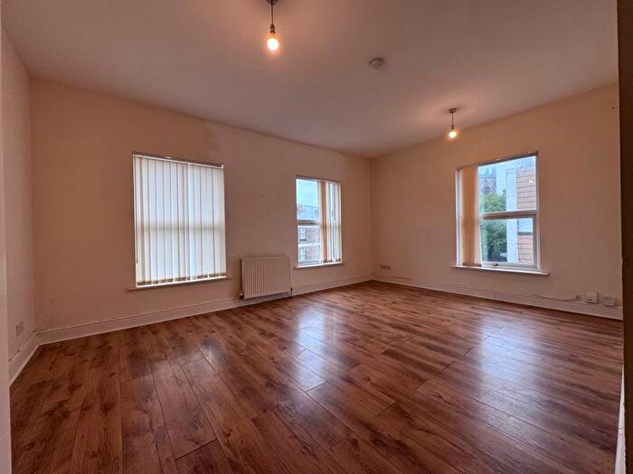 2 Bedroom Flat To Rent In Church Road West, Walton, Liverpool, L4