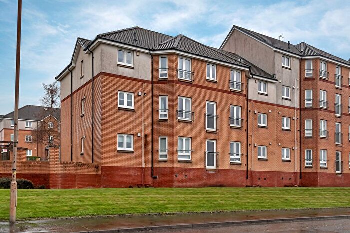 2 Bedroom Flat For Sale In Whitehaugh Road, Glasgow, G53