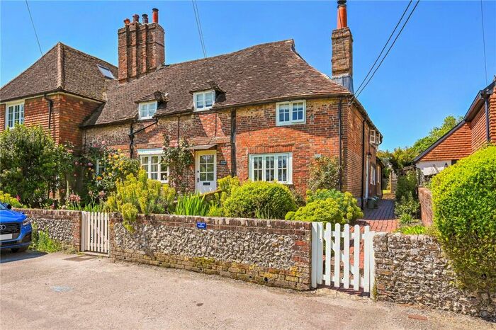 3 Bedroom End Of Terrace House For Sale In Exton, Hampshire, SO32