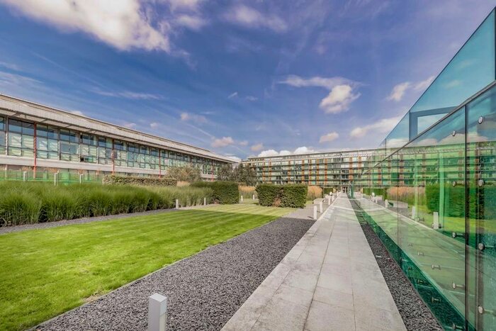 2 Bedroom Flat To Rent In Highbury Stadium Square, London N5