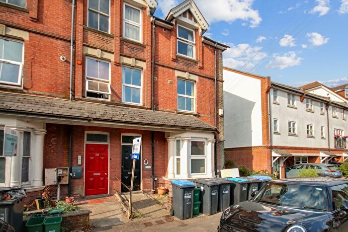 1 Bedroom Flat For Sale In St James Road, East Grinstead, RH19