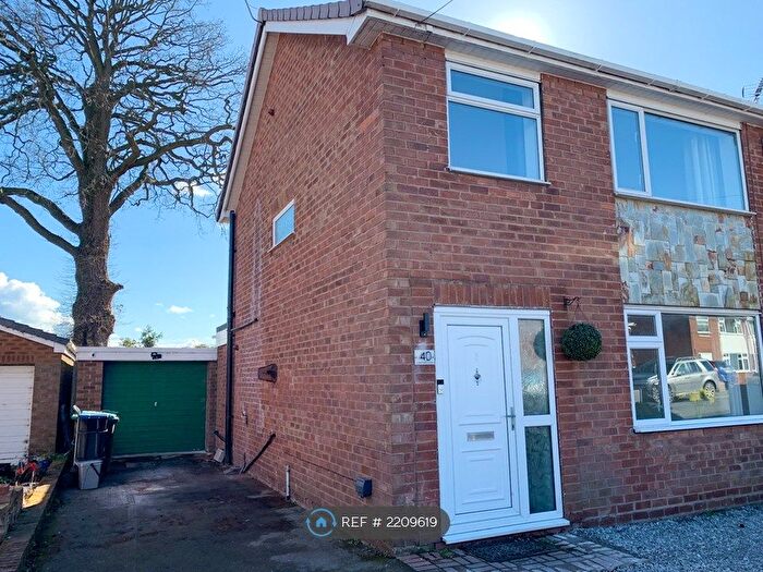 3 Bedroom Semi-Detached House To Rent In Denbigh Close, Wrexham, LL12