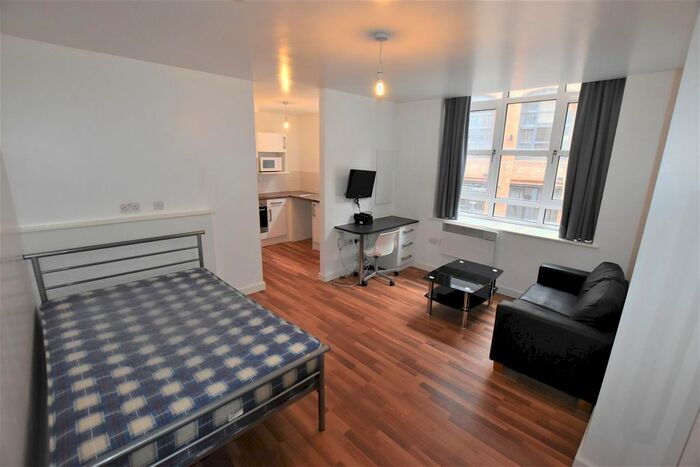 Studio To Rent In Clyde Court, Erskine Street, Leicester, LE1