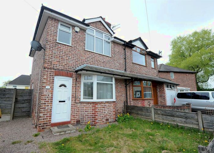 3 Bedroom Semi-Detached House To Rent In Boundary Road, Irlam, M44